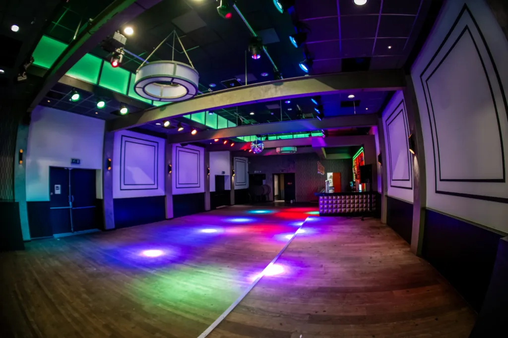 Dansvloer met lasershow Club Dims Horst