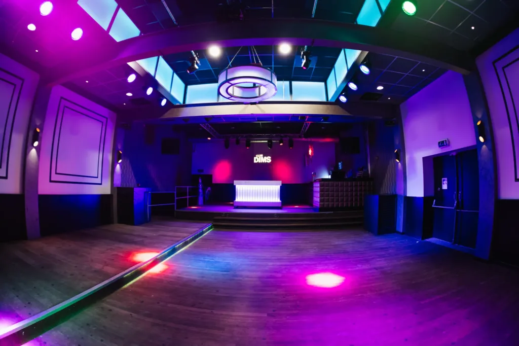 Entree en ontvangst Club Dims Horst