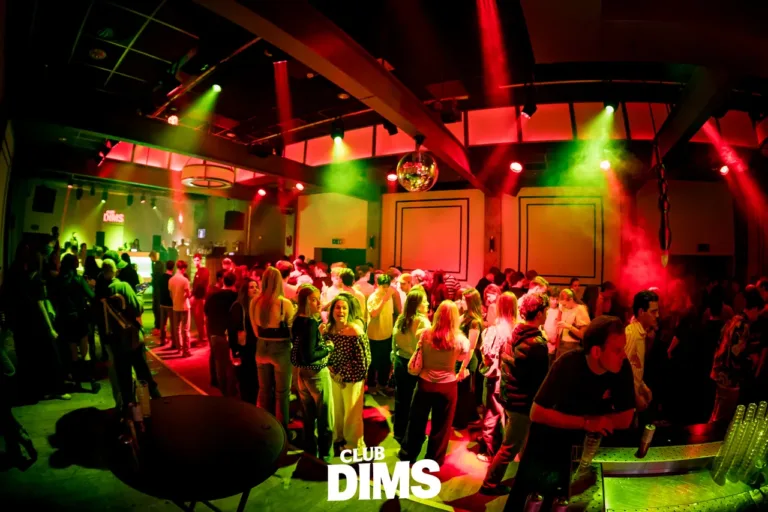 Club Dims Ladies Night met Idaly feestfoto