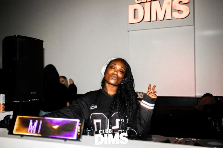 Club Dims Ladies Night met Idaly feestfoto