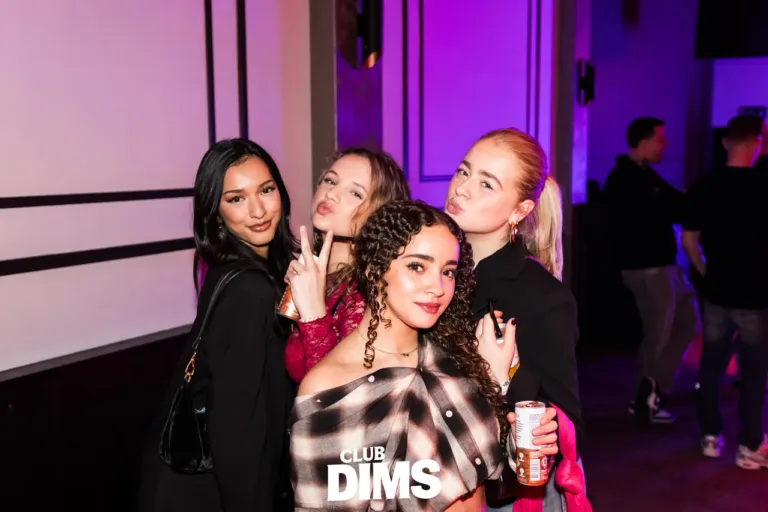 Club Dims Ladies Night met Idaly feestfoto