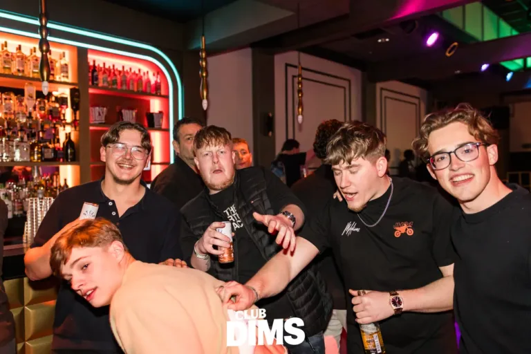 Club Dims Ladies Night met Idaly feestfoto