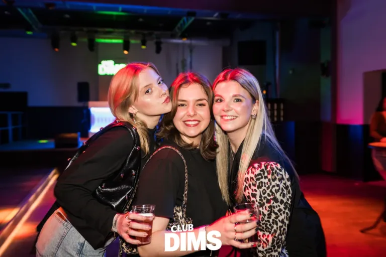 Club Dims Ladies Night met Idaly feestfoto