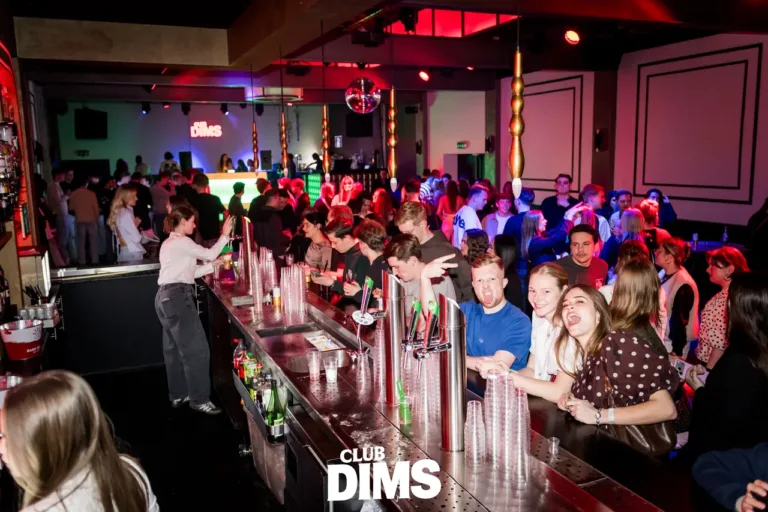Club Dims Ladies Night met Idaly feestfoto